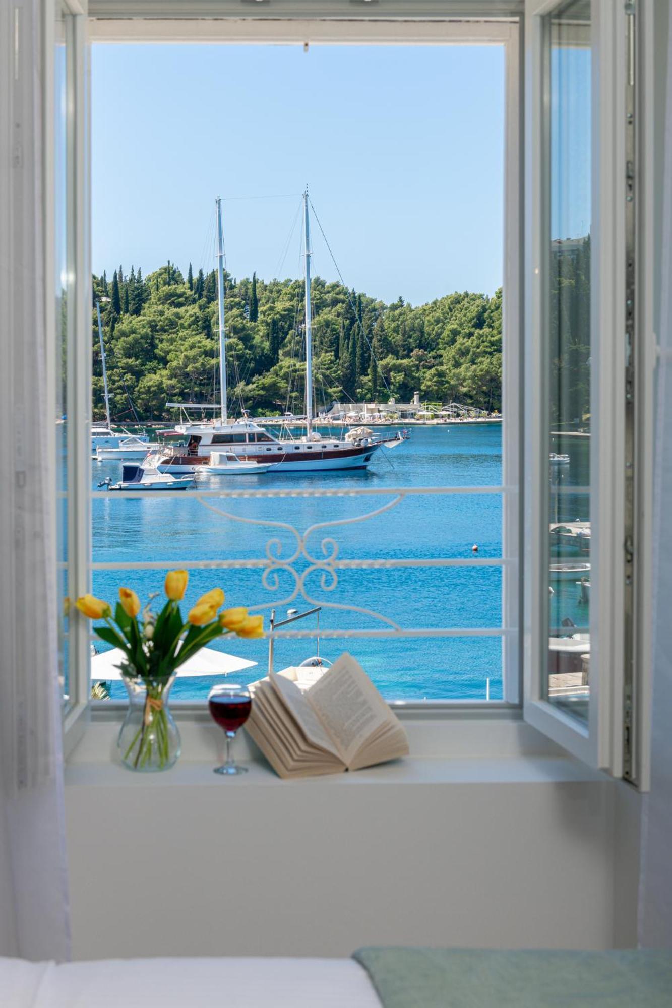 La Porta 3,Seaview Apartment In The Center ซัฟทัท ภายนอก รูปภาพ